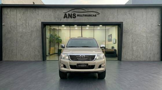 TOYOTA HILUX 2.7 SRV 4X2 CD 16V FLEX 4P AUTOMÁTICO